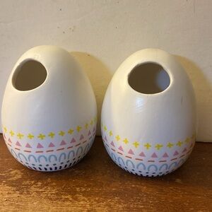 set of 2 Painted Easter Ceramic Small Egg Budvase
